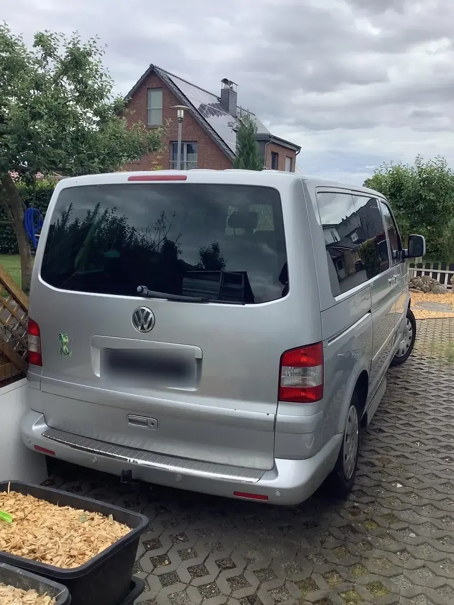 Gebraucht VW Multivan 174 PS (127 kW) 2007 Silber Van / Kleinbus