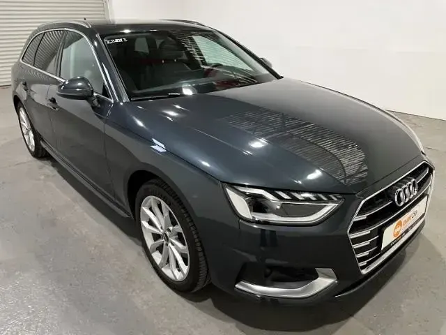Gebraucht Audi A4 Advanced 150 PS (110 kW) 2021 Grau Kombi