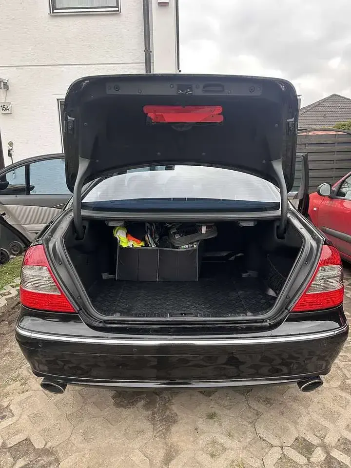 Gebraucht Mercedes E280 Avantgarde 190 PS (139 kW) 2009 Kombi