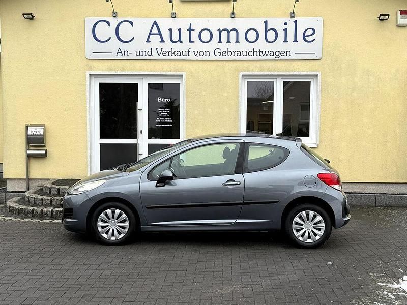Gebraucht Peugeot 207 Tendance 73 PS (53 kW) 2009 Grau Kleinwagen