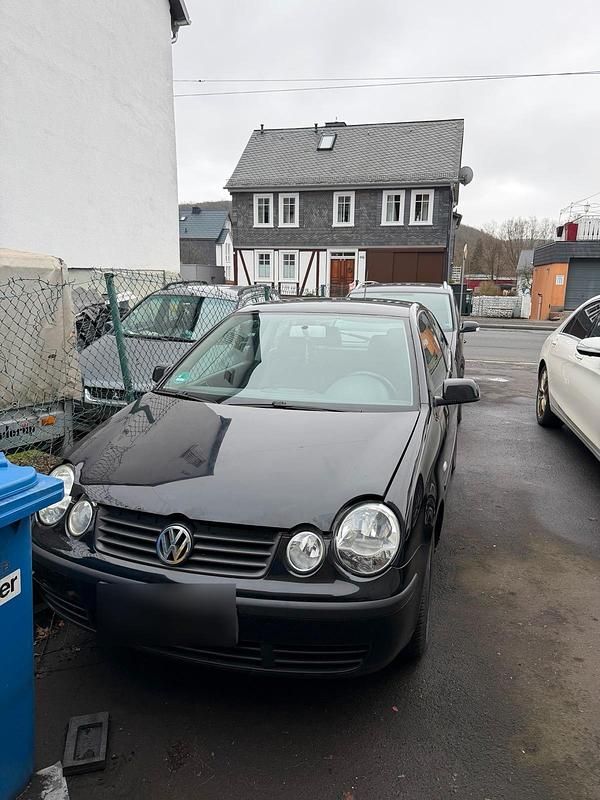 Gebraucht VW Polo 60 PS (44 kW) 2002 Schwarz Kleinwagen