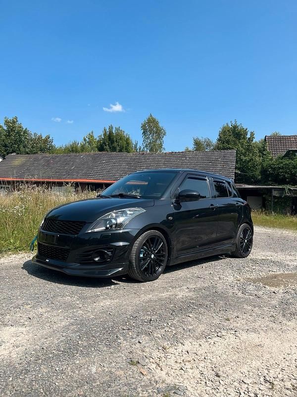 Schwarz Gebraucht 2014 Suzuki Swift Sport Kleinwagen | 7.999 € (Fairer Preis) - Bild 1/4