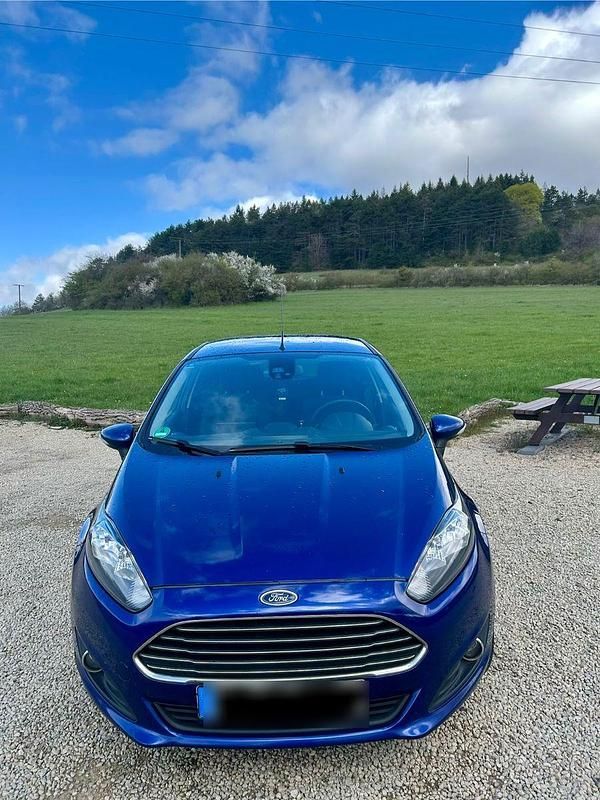 Gebraucht Ford Fiesta SYNC Edition 95 PS (69 kW) 2014 Blau Kleinwagen