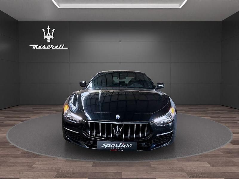 Gebraucht Maserati Ghibli GT 330 PS (242 kW) 2022 Nero assoluto Limousine