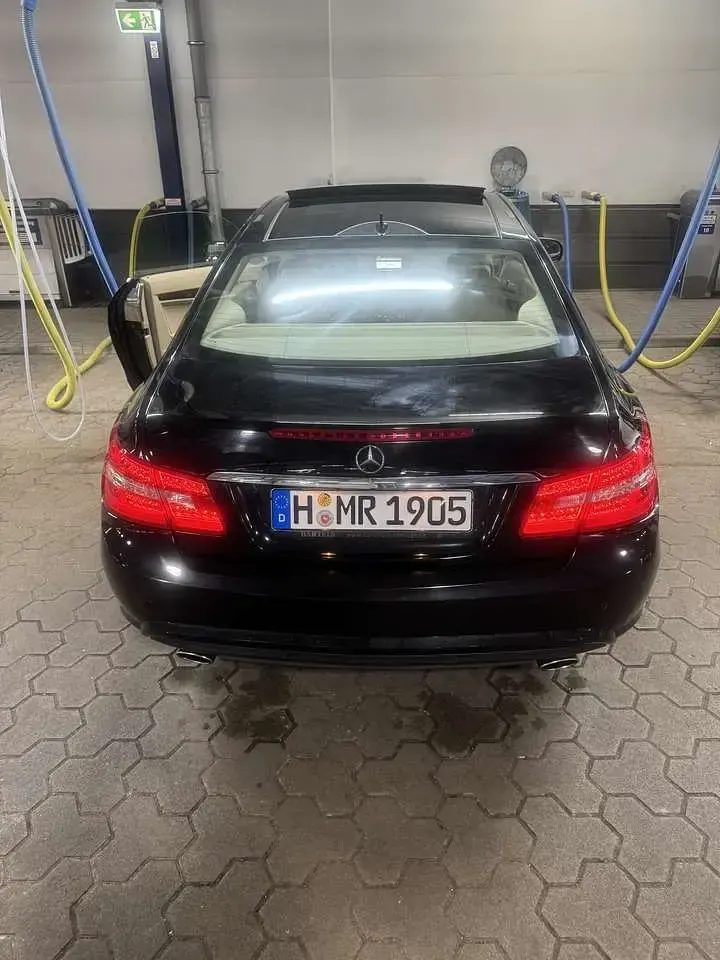 Gebraucht Mercedes E350 Elegance 231 PS (169 kW) 2009 Coupé