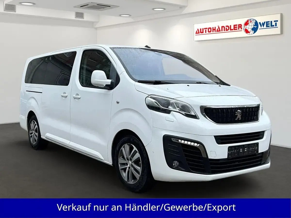 Gebraucht Peugeot Traveller 150 PS (110 kW) 2019 Weiß Van / Kleinbus