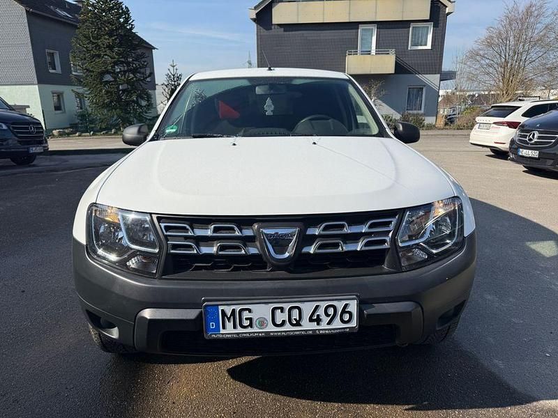 Gebraucht Dacia Duster Basis 114 PS (83 kW) 2017 Weiß SUV