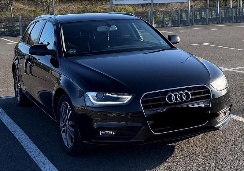 Używany Audi A4 140 KM (102 kW) 2015 Czarny Kombi
