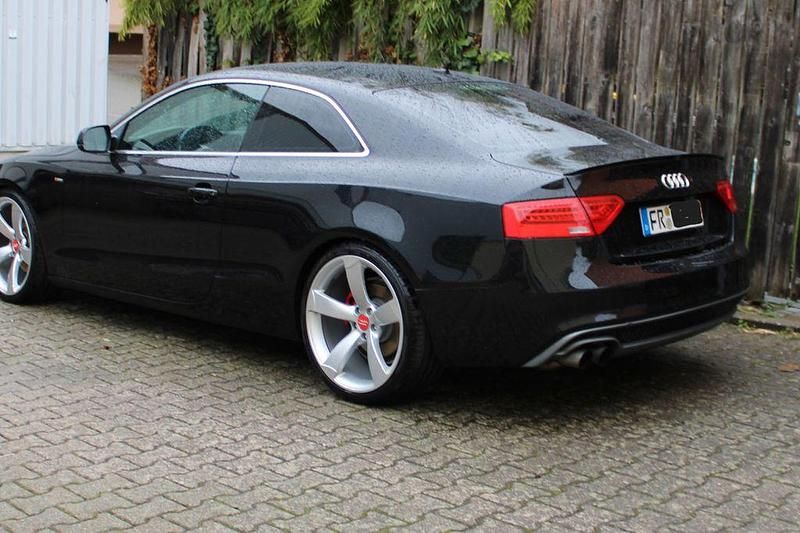 Gebraucht Audi A5 Sport 211 PS (155 kW) 2011 Schwarz Coupé
