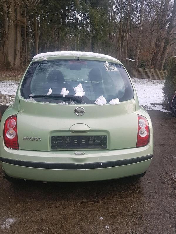 Gebraucht Nissan Micra 65 PS (47 kW) 2006 Grün Kleinwagen