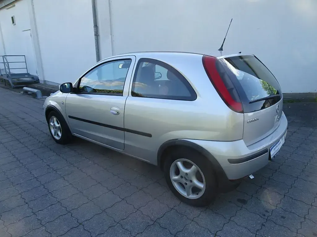 Gebraucht Opel Corsa Enjoy 75 PS (55 kW) 2003 Grau Kleinwagen