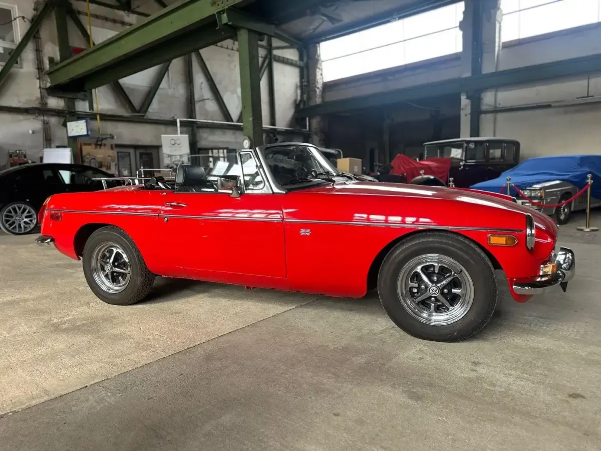 Usata MG B 92 CV (67 kW) 1974 Rosso Cabrio