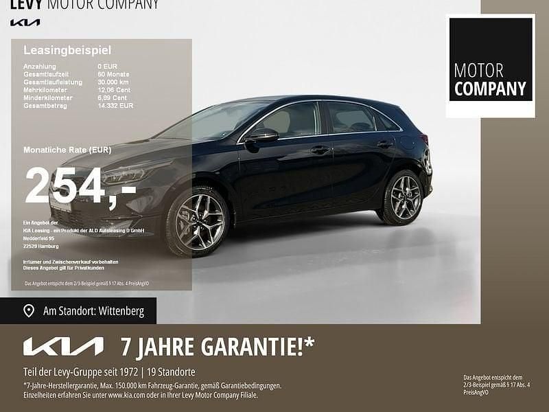 Neu Kia Ceed Spirit 140 PS (102 kW) 2025 1k black pearl m Kleinwagen