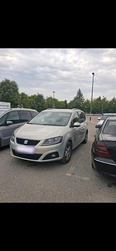 Gebraucht Seat Alhambra 140 PS (102 kW) 2013 Silber Van / Kleinbus