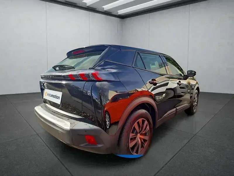Gebraucht Peugeot e-2008 100 kW (136 PS) 2021 Schwarz SUV