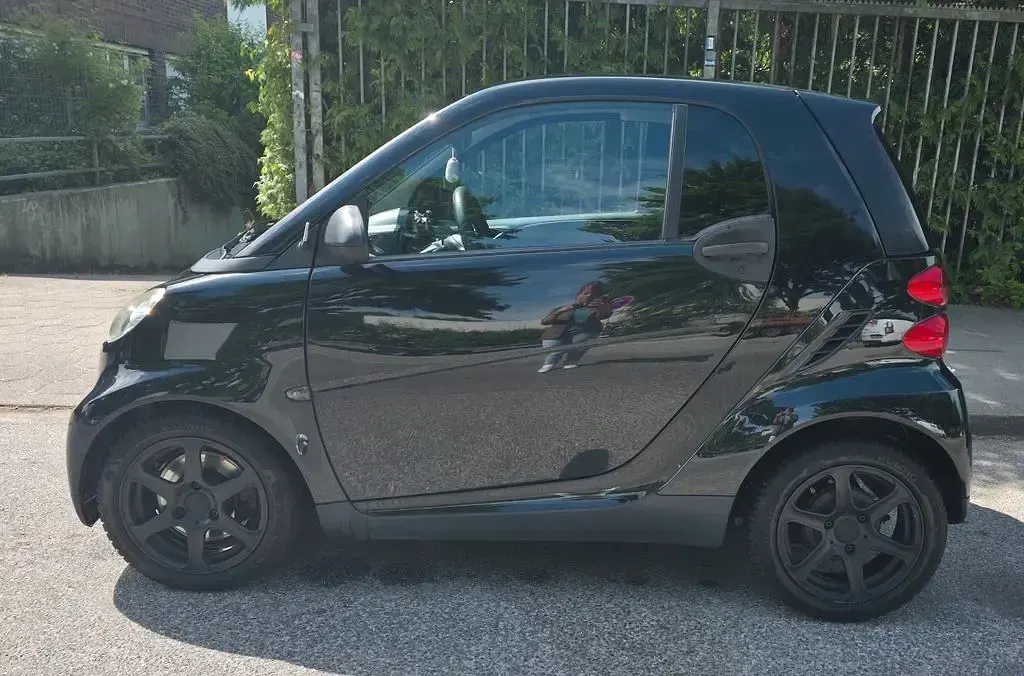 Gebraucht Smart ForTwo Coupé 71 PS (52 kW) 2010 Schwarz Coupé