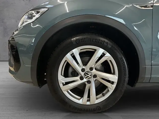 Gebraucht VW T-Roc R-line 150 PS (110 kW) 2025 Blau SUV