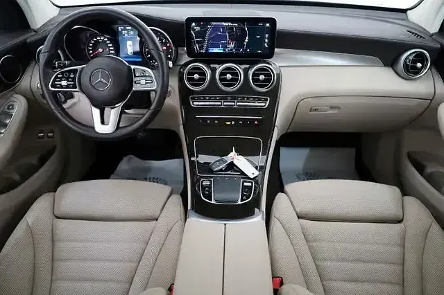 Gebraucht Mercedes GLC300e 320 PS (235 kW) 2022 Grafitgrau  metalliclack (metallic) Coupé