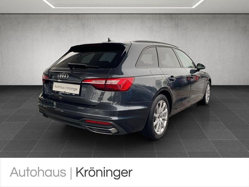 Gebraucht Audi A4 Business 204 PS (150 kW) 2022 Grau Kombi