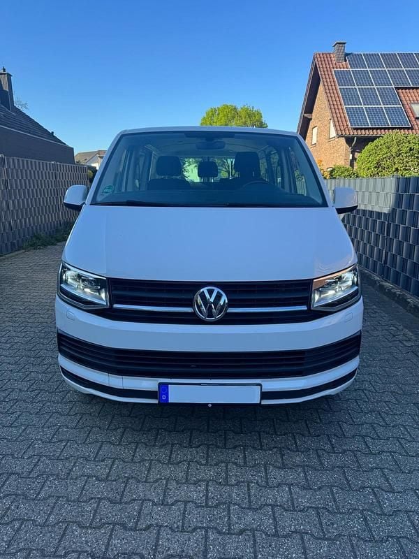 Gebraucht VW Transporter 150 PS (110 kW) 2017 Weiß Van