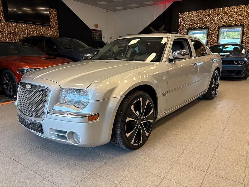 Silber Gebraucht 2005 Chrysler 300C Limousine | 5.400 € (Guter Preis) - Bild 1/4