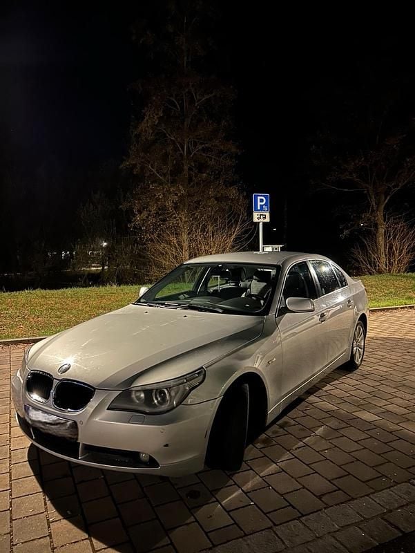 Gebraucht BMW 520 170 PS (125 kW) 2004 Grau Limousine