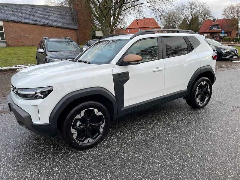 Neu Dacia Duster Extreme 131 PS (96 kW) 2025 Weiß SUV