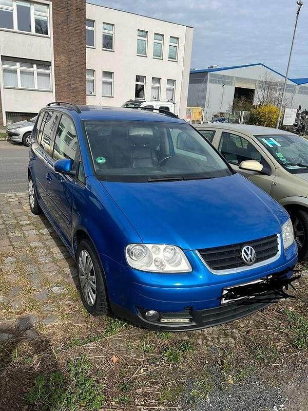 Blau Gebraucht 2005 VW Touran Trendline Van / Kleinbus | 2.700 € (Fairer Preis) - Bild 1/4