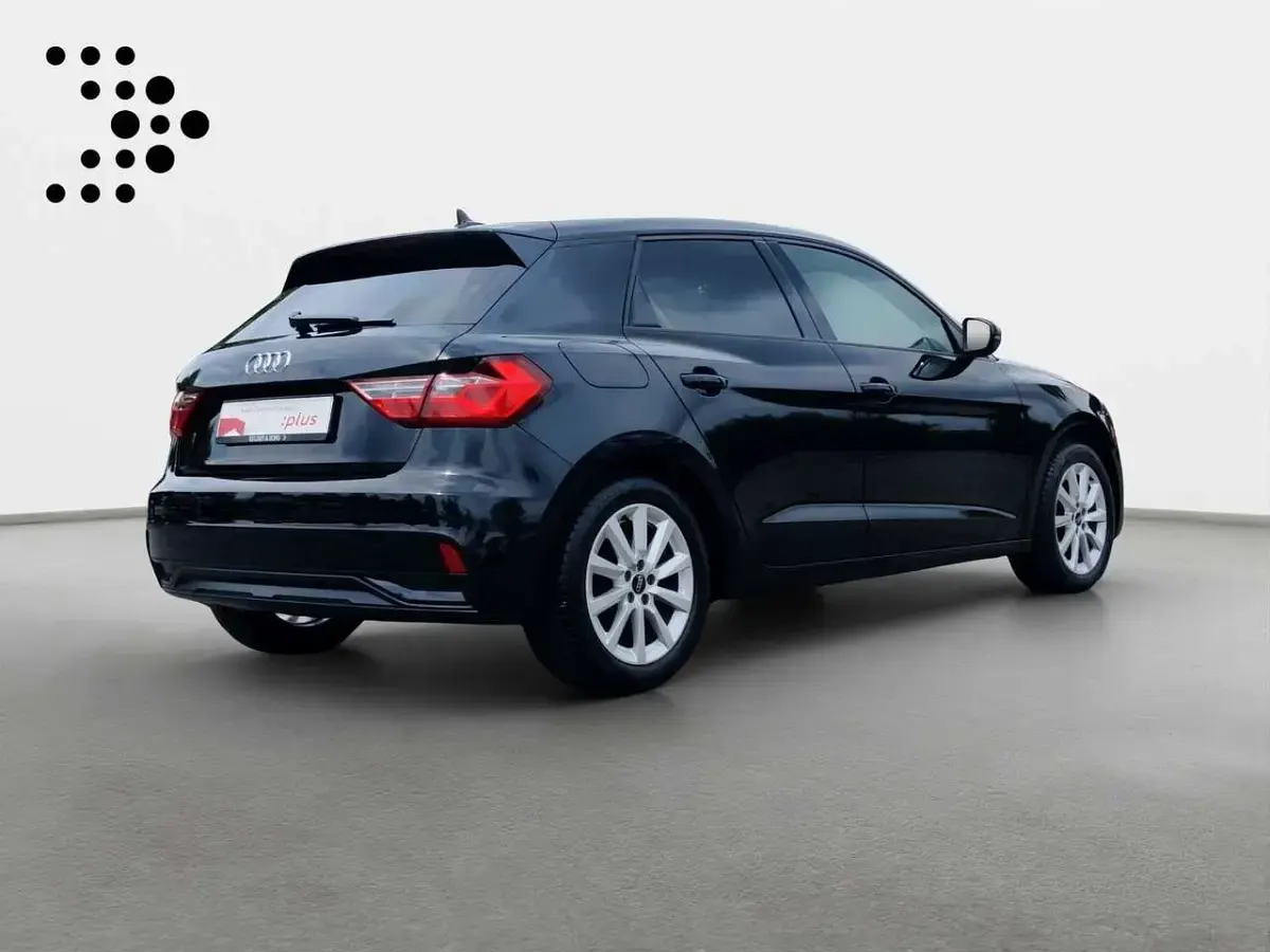Gebraucht Audi A1 Advanced 95 PS (69 kW) 2023 Mythosschwarz metallic SUV