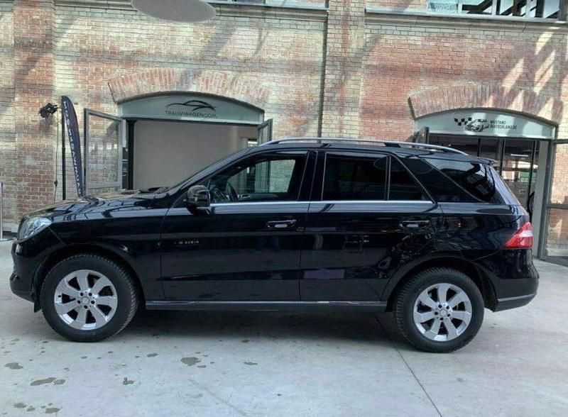 Gebraucht Mercedes ML350 258 PS (189 kW) 2013 Schwarz SUV