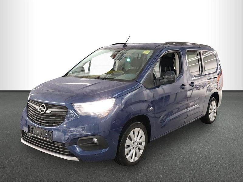 Blau Gebraucht 2023 Opel Combo-e Life XL Ultimate Van / Kleinbus | 24.490 € (Guter Preis) - Bild 1/4