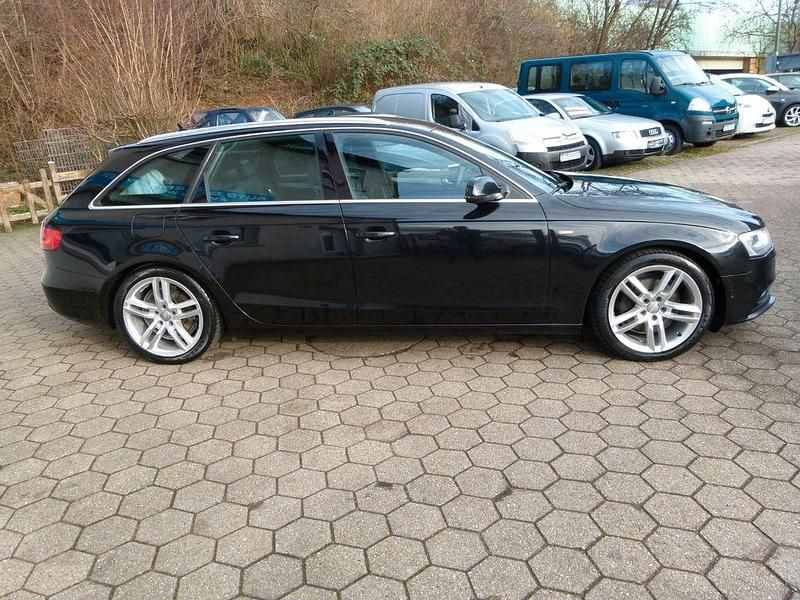 Gebraucht Audi A4 S-Line 218 PS (160 kW) 2012 Schwarz Kombi