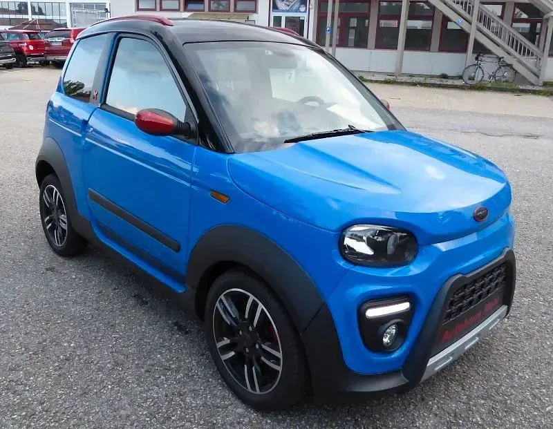 Gebraucht Microcar M.Go 2021 Riffblau / schwarz colorline Kleinwagen