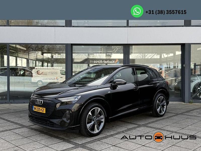 Gebraucht Audi Q4 e-tron Competition 150 kW (204 PS) 2021 Schwarz SUV