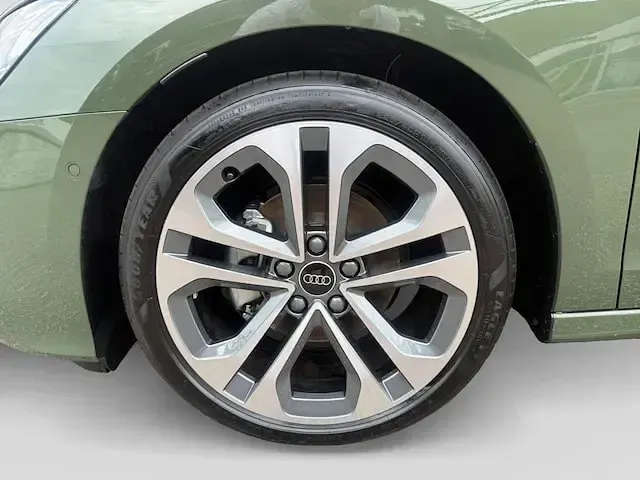 Gebraucht Audi A3 Comfort 150 PS (110 kW) 2026 Distriktgrün metallic