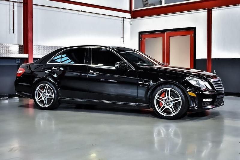 Gebraucht Mercedes E63 AMG AMG 525 PS (386 kW) 2012 Schwarz Limousine