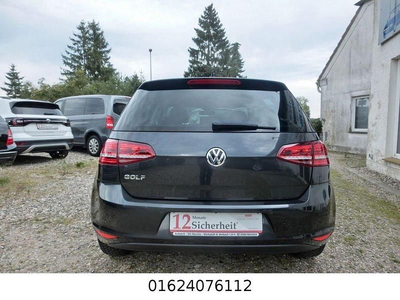 Gebraucht VW Golf Allstar 86 PS (63 kW) 2016 Grau Limousine
