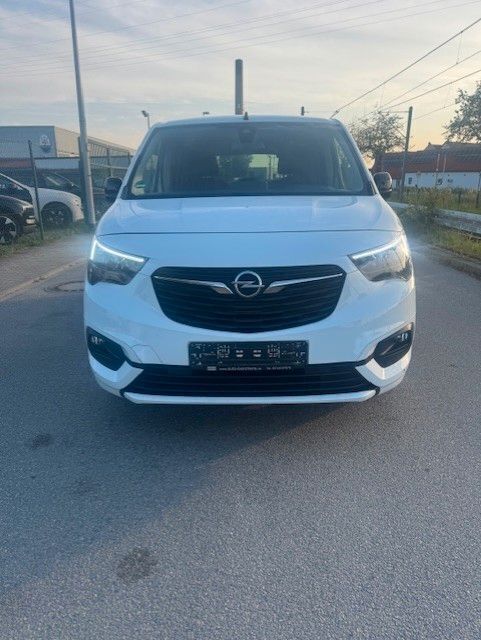 Weiß Gebraucht 2021 Opel Combo Life Elegance Van / Kleinbus | 13.450 € (Fairer Preis) - Bild 1/4