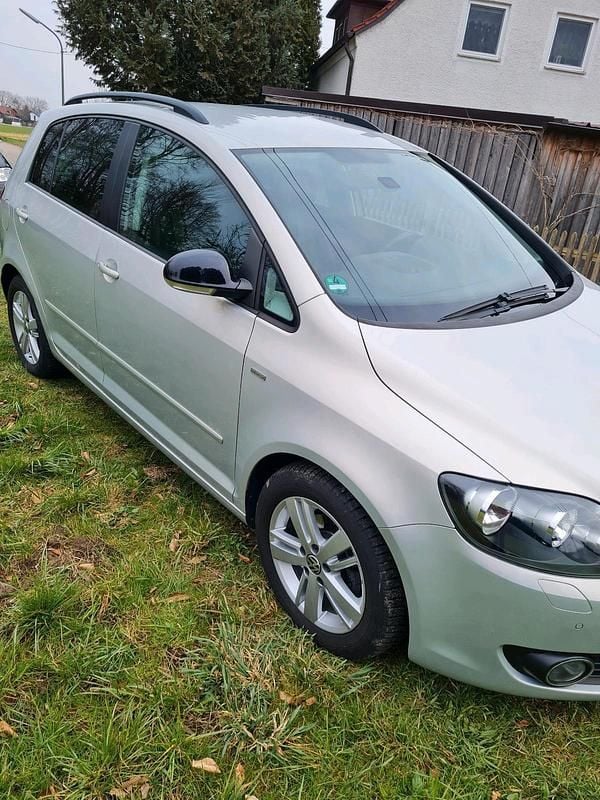 Gebraucht VW Golf VII Match 105 PS (77 kW) 2012 Silber Limousine