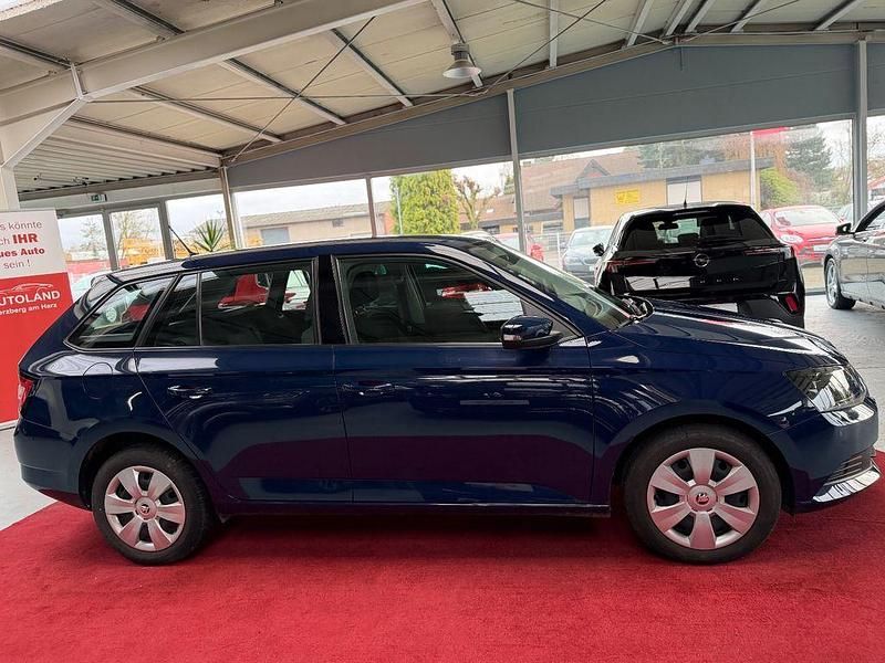 Gebraucht Skoda Fabia Ambition 90 PS (66 kW) 2015 Blau Kombi
