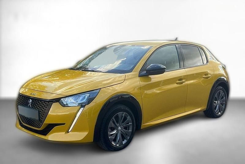 Gelb metallic Gebraucht 2022 Peugeot e-208 Allure Kleinwagen | 19.890 € (Fairer Preis) - Bild 1/1