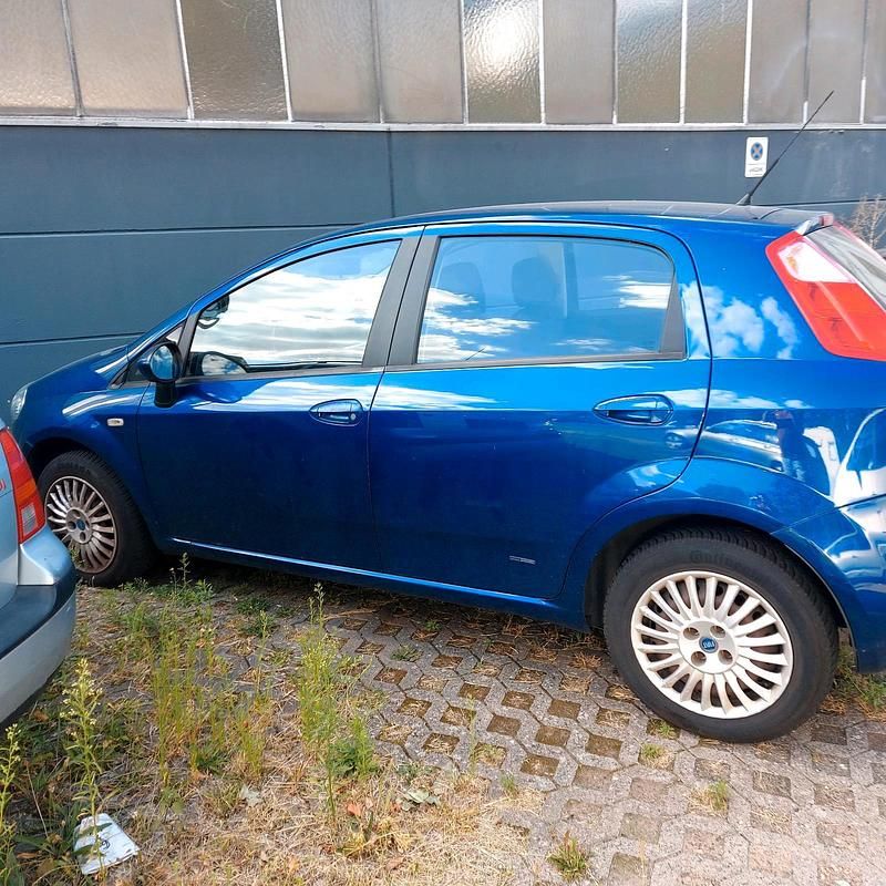 Blau Gebraucht 2007 Fiat Punto Kleinwagen | 1.799 € (Fairer Preis) - Bild 1/4