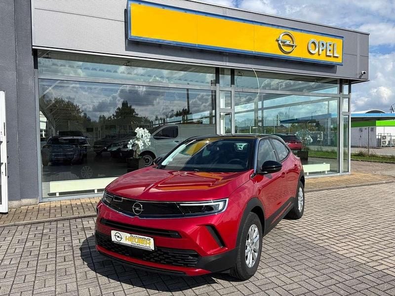 Power rot/kosmos rot Gebraucht 2021 Opel Mokka Edition SUV | 14.900 € (Guter Preis) - Bild 1/4