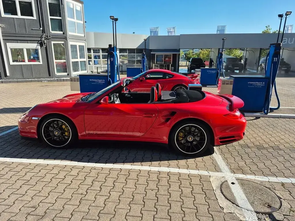 Gebraucht Porsche 997 Turbo 500 PS (367 kW) 2009 Rot Cabrio