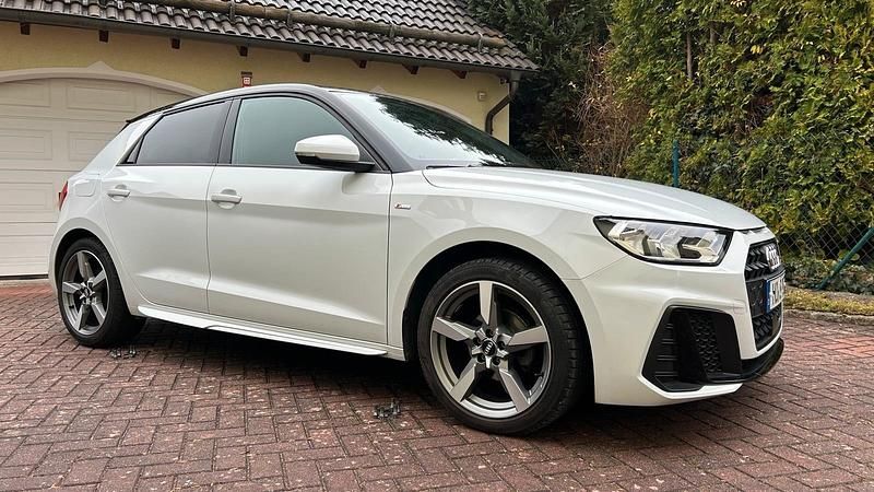 Gebraucht Audi A1 S-Line 95 PS (69 kW) 2020 Weiß SUV