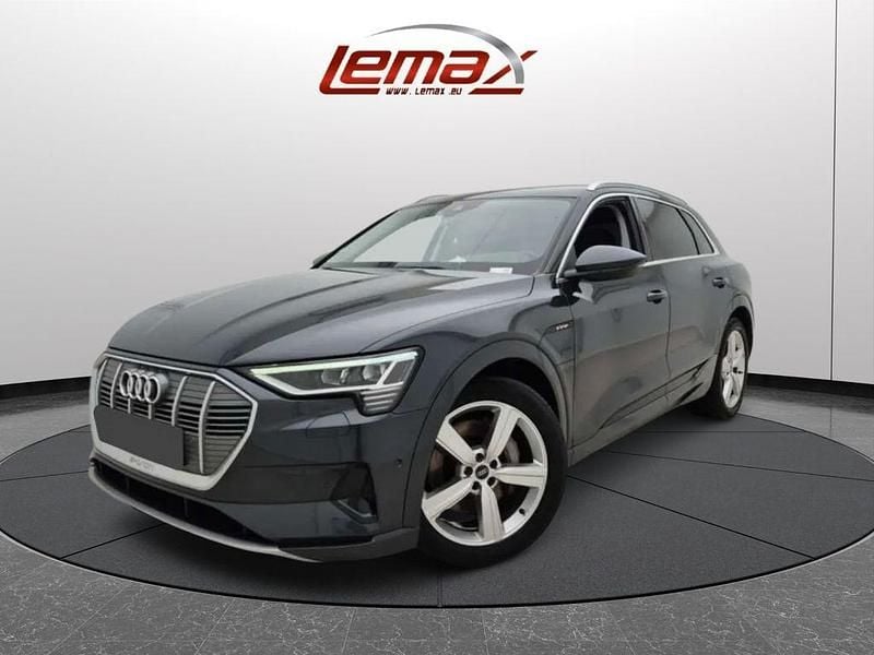 Grau Gebraucht 2020 Audi e-tron SUV | 21.997 € (Teuer) - Bild 1/4