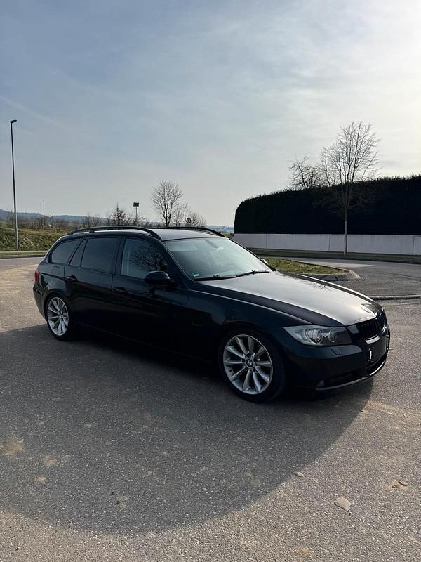 Gebraucht BMW 320 163 PS (119 kW) 2007 Kombi