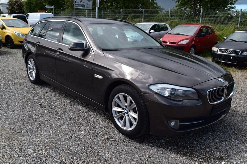 Gebraucht BMW 525 204 PS (150 kW) 2011 Braun Kombi
