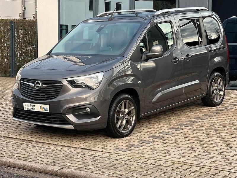 Grau Gebraucht 2019 Opel Combo Life SUV | 12.299 € (Guter Preis) - Bild 1/4