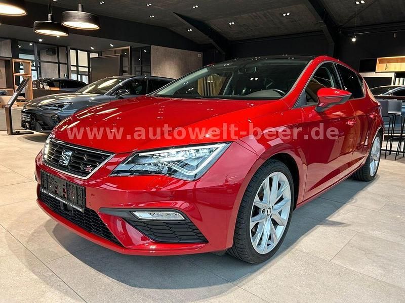 Rot Gebraucht 2017 Seat Leon FR Limousine | 14.980 € (Fairer Preis) - Bild 1/4